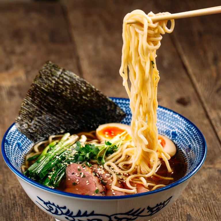 Fresh Rolls, Sizzling Plates & Bold Asian Classics